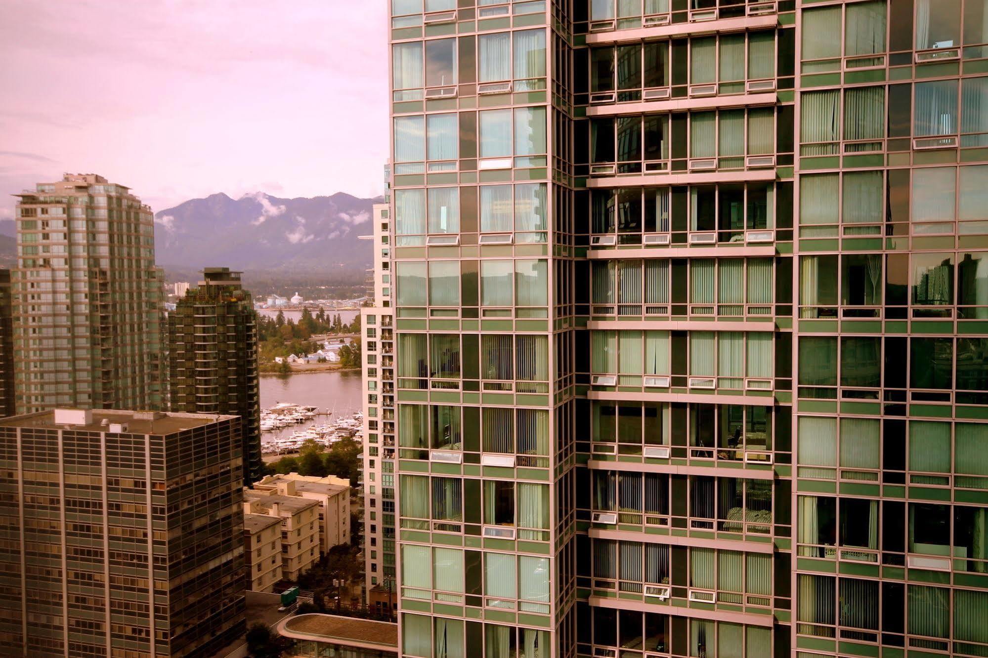 杜诺文酒店 溫哥華 外观 照片